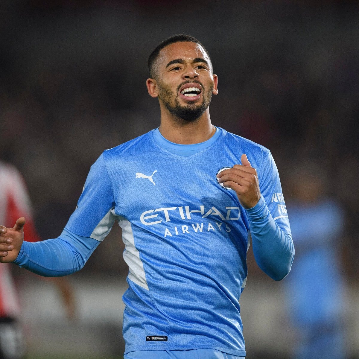 Gabriel Jesus as the alternative at Right Back